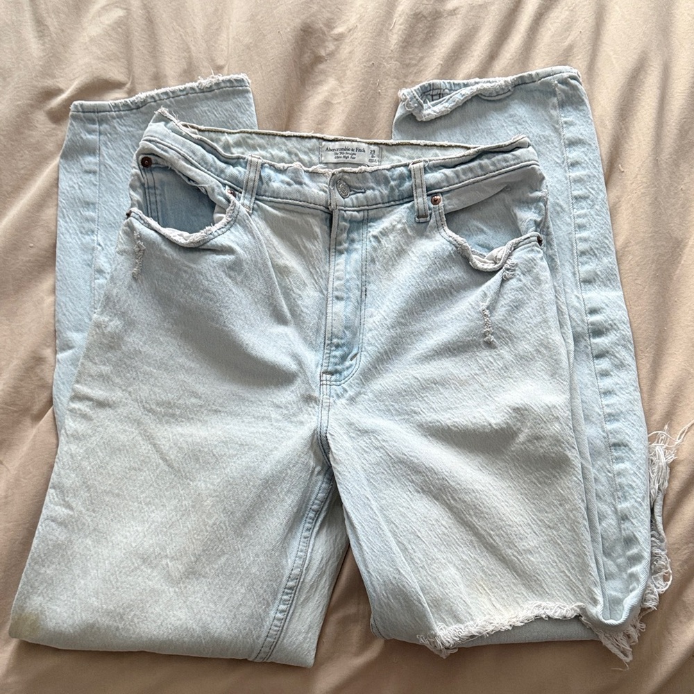 Abercrombie & Fitch Light Blue '90s Straight Jeans